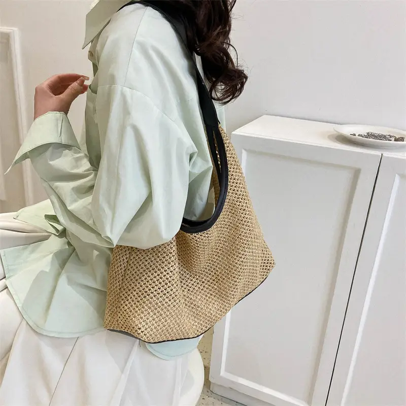Women Woven Straw Bag Large Capacity Vintage Style - Image 3