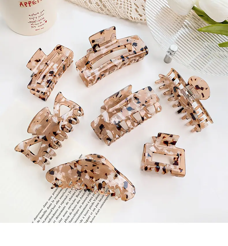 Berphoia Large Hollow Hair Clip Leopard Print Korean Style — feature 5