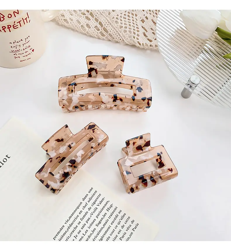 Berphoia Large Hollow Hair Clip Leopard Print Korean Style — feature 6