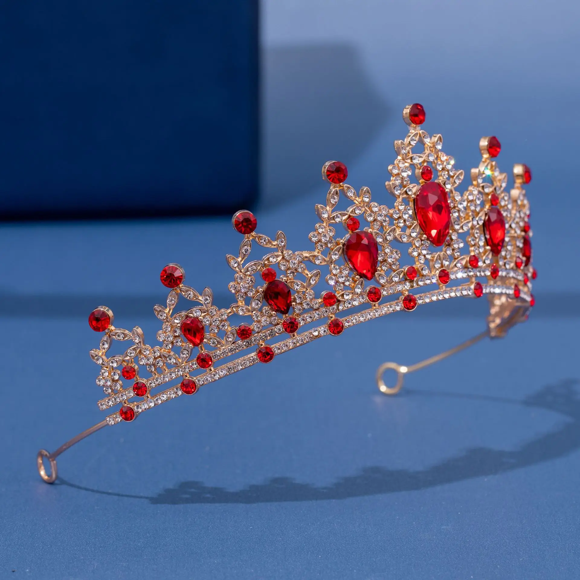 European Bridal Crown Full of Diamonds Hair Accessory — feature 3