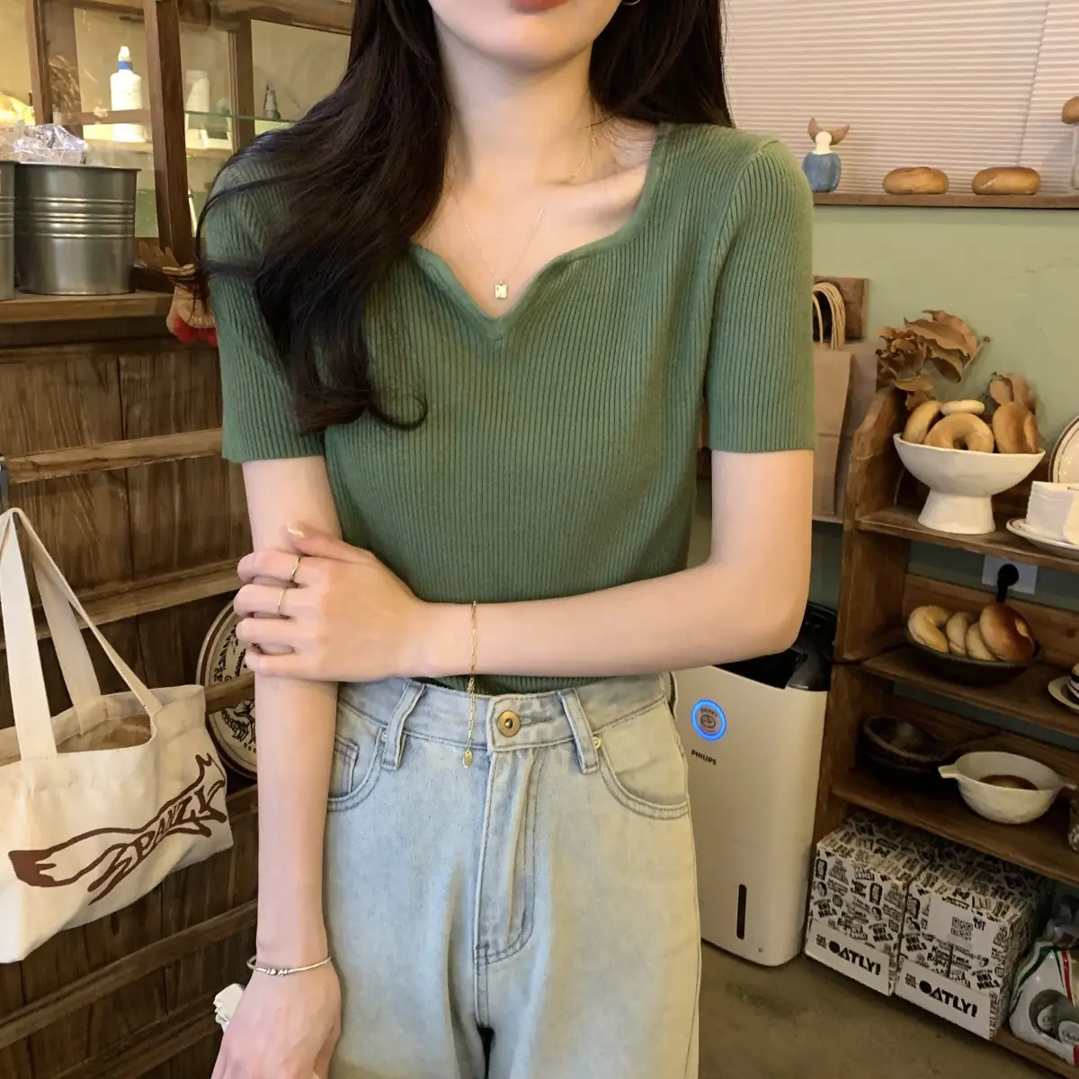 French Style Knit V-Neck T-Shirt Women — feature 13