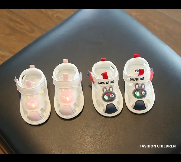 Baby Cartoon LED Sandals for Girls 0-2Yr Soft Leather — feature 10