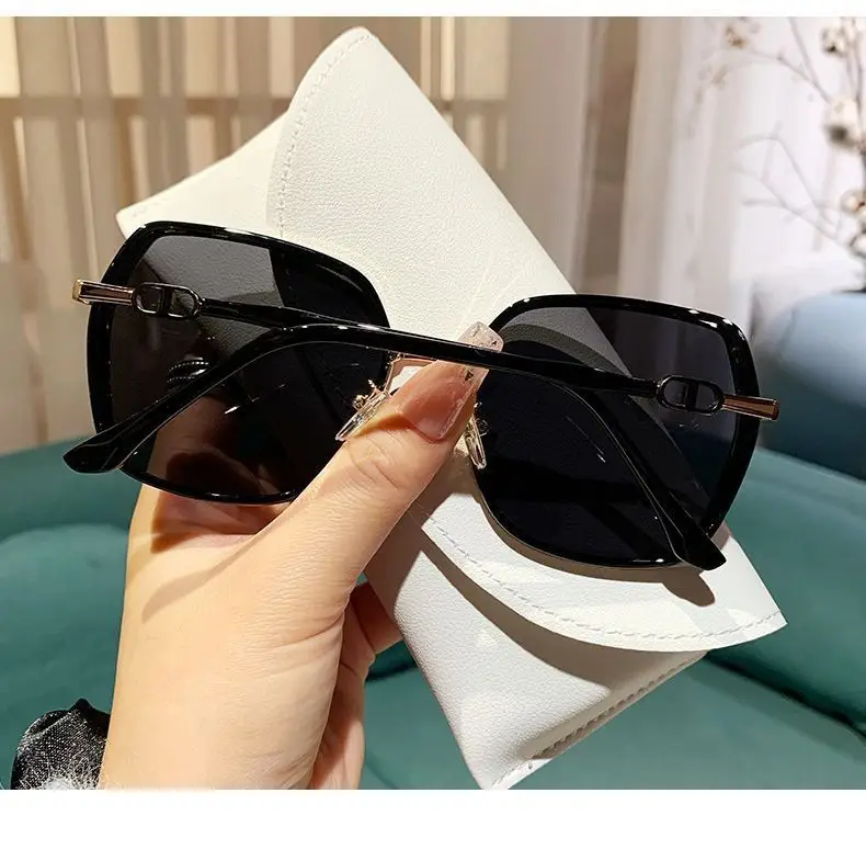 Women's UV400 Sunglasses with Gold Frame — feature 21
