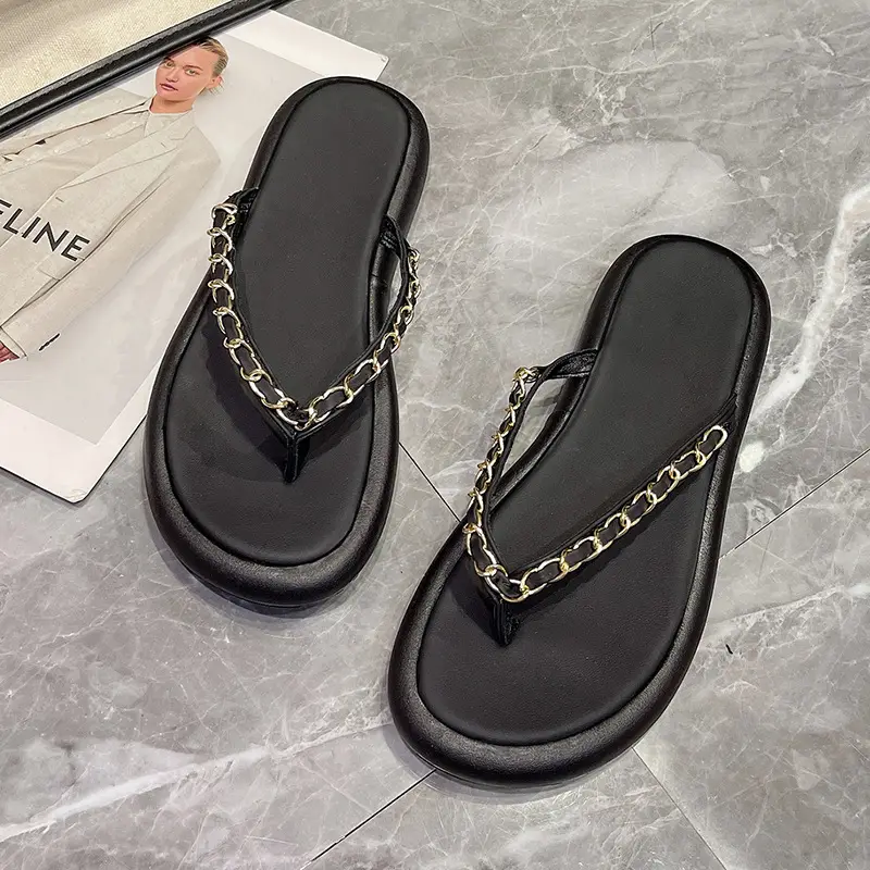 Black Korean-style Chain Flip Flops for Women - Image 2