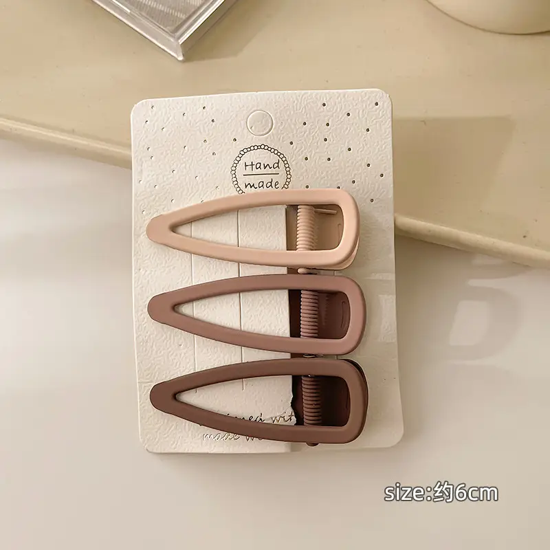 Pink Hair Clips for Women's Side Fringe & Makeup - Image 30