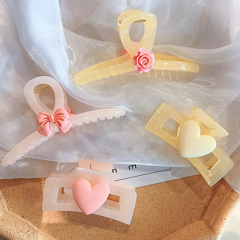 New Arrival Multi-Color Heart Grip Hair Clips Set - Image 3