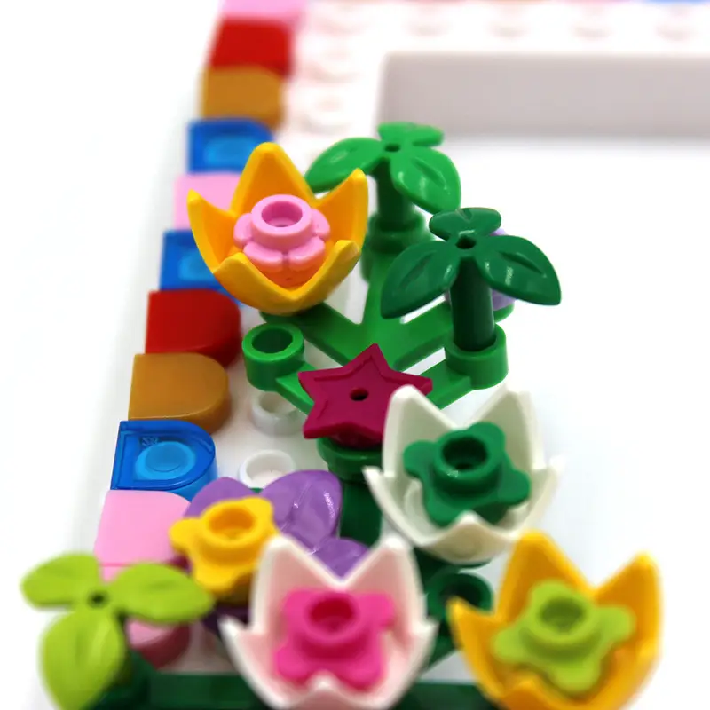 DIY Colorful Photo Frame for Kids' Home Decor - Image 4