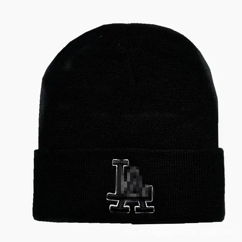Men's Black Embroidered Wool Beanie 70g Warm Winter Hat - Image 7