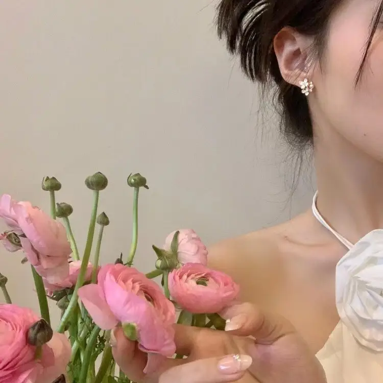 Mini French Pearl Flower Earrings Gold Plated - Image 5