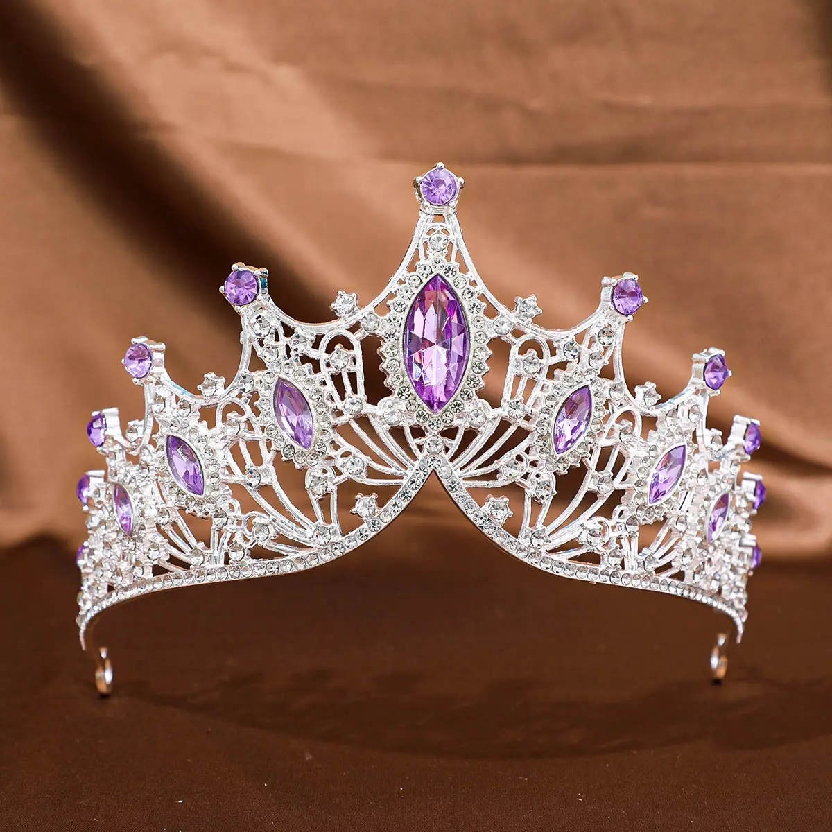 Red Rhinestone Baroque Crown for Women Wedding Hair Accessory - Image 5
