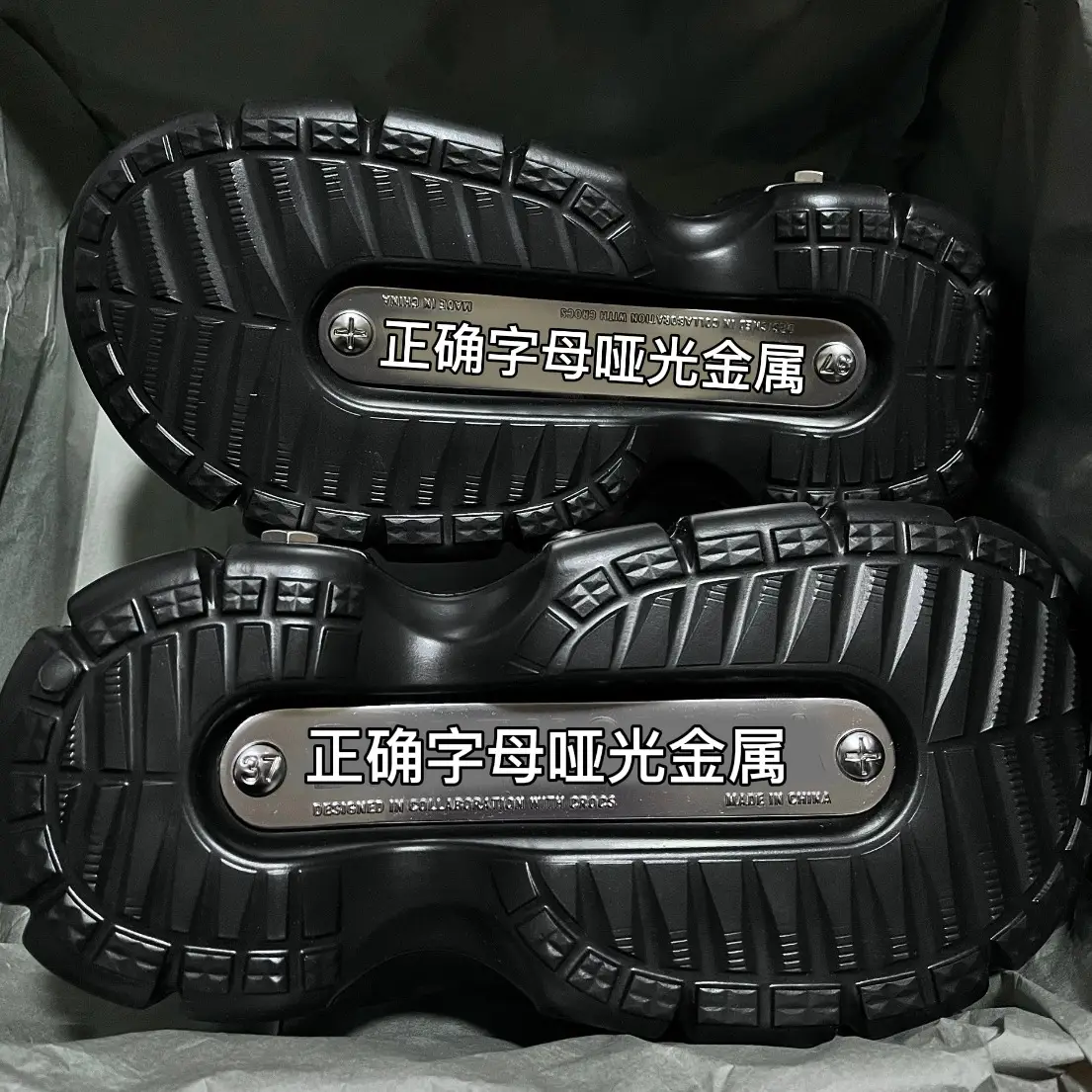 Cross-Border Platform Sandals with Metal Studs Black White — feature 20