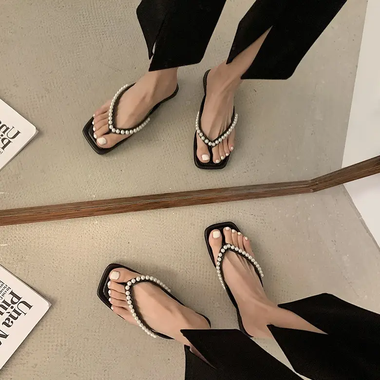 White Pearl Flat Sandals Women Summer 2023 - Image 4
