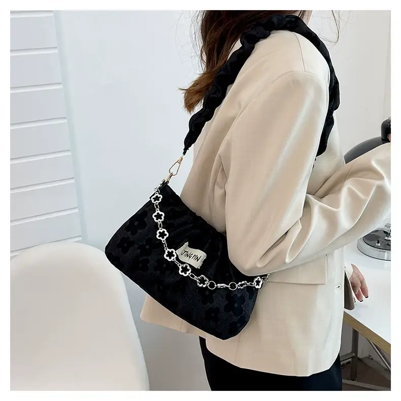 White Pleated Crossbody Bag for Women 2026 — feature 17