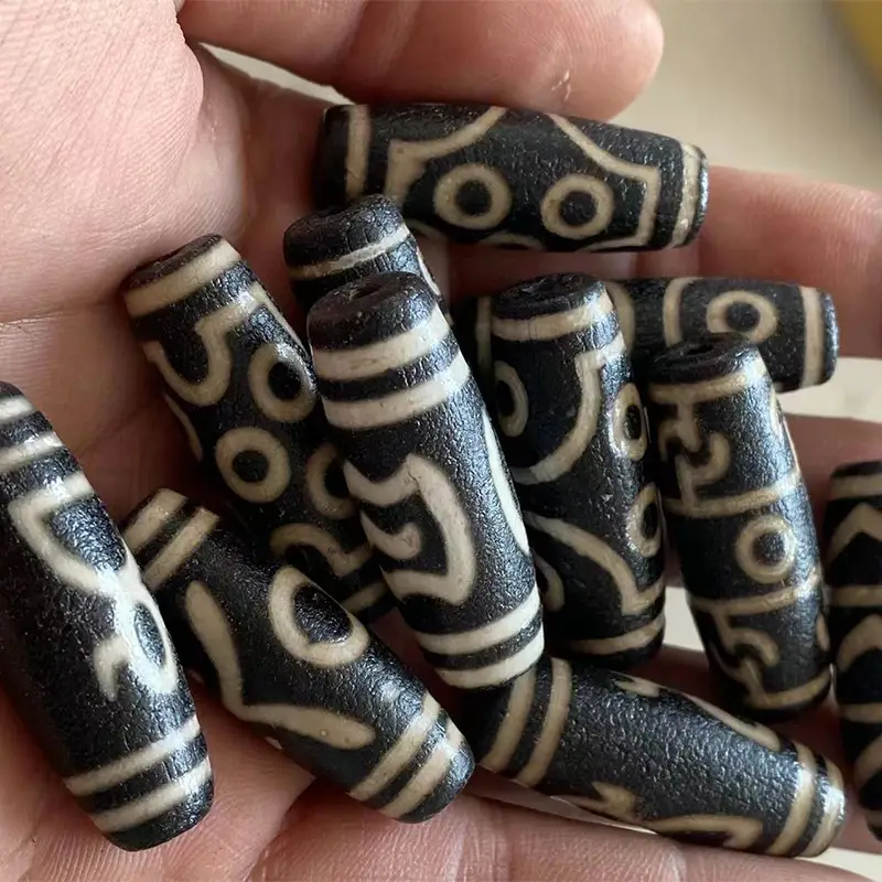 Natural Agate 40mm High Oil Beads Black White Pattern - Image 3