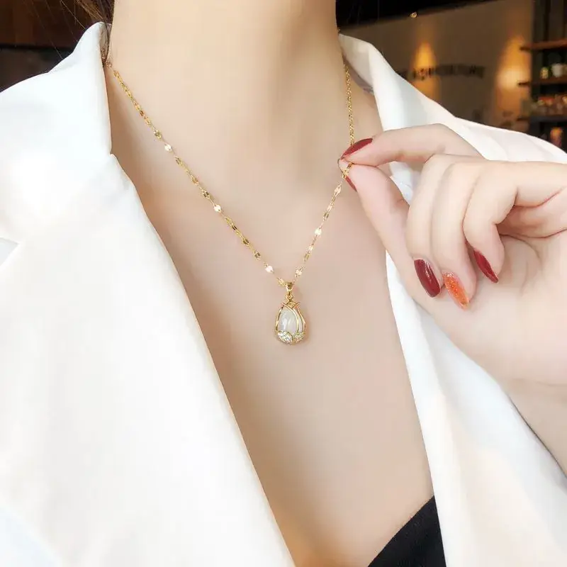 Tulip Pendant Necklace Gold White Crystal Women's Clavicle Chain - Image 7