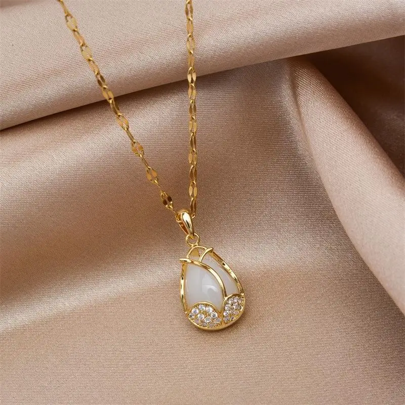 Tulip Pendant Necklace Gold White Crystal Women's Clavicle Chain — feature 3