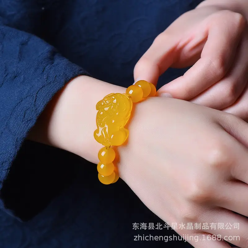 Natural Yellow Agate Crooked Head Bracelet 10-14mm - Image 2