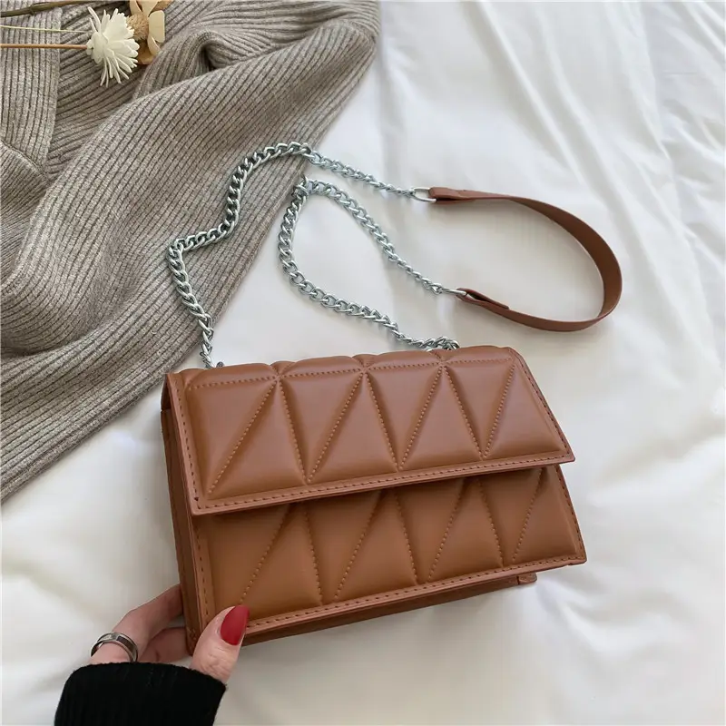 Pink Quilted Chain Shoulder Bag for Women - Image 3