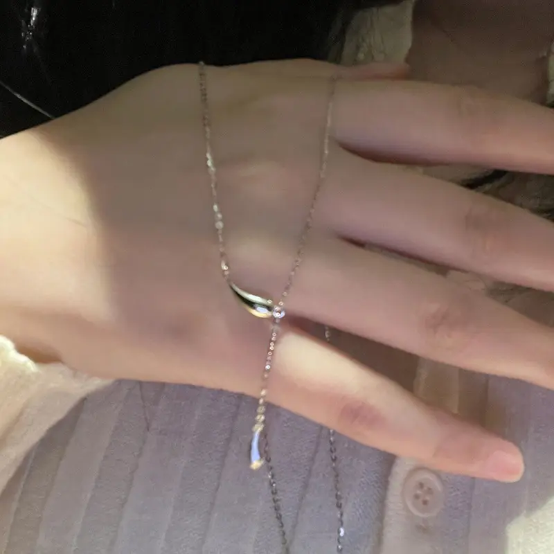 Women's Water Drop Necklace Stainless Steel Lucky Clavicle Chain - Image 4