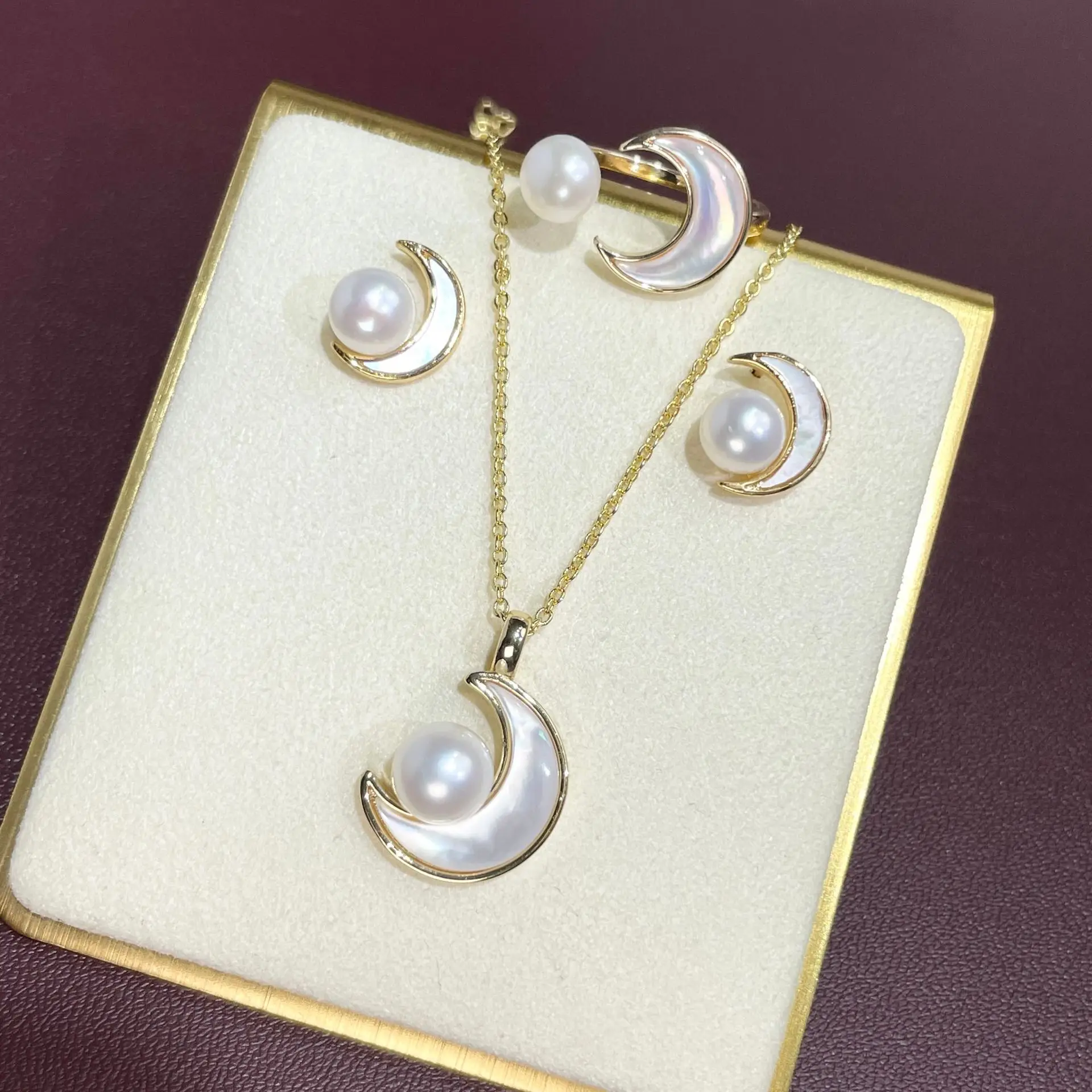 Luxury Pearl Earrings Set for Women S925 Gold - Image 4