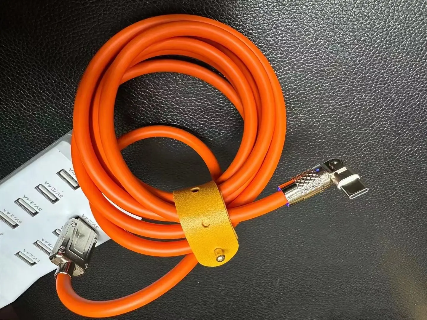 USB 6A Fast Charging Rotating Data Line 180° — feature 9