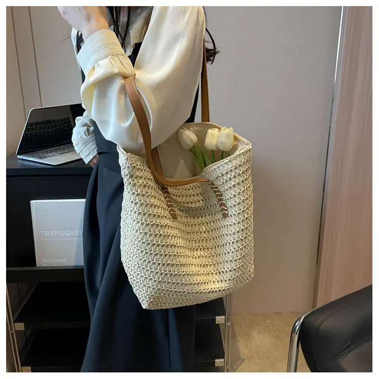 Women's Woven Straw Shoulder Bag Large Capacity 2023 — feature 19