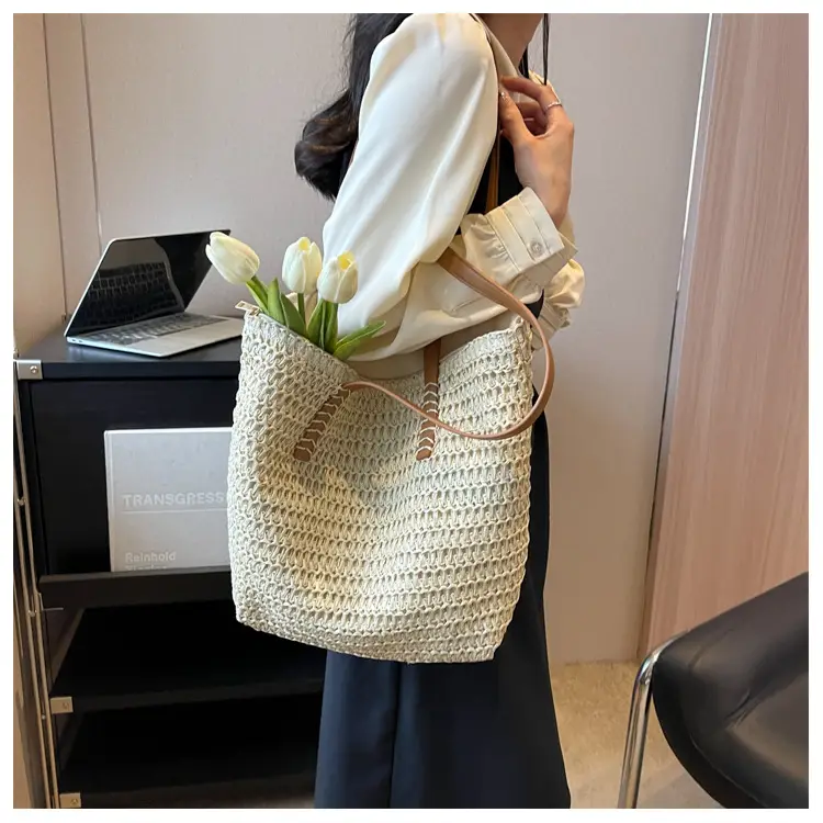 Women's Woven Straw Shoulder Bag Large Capacity 2023 — feature 20