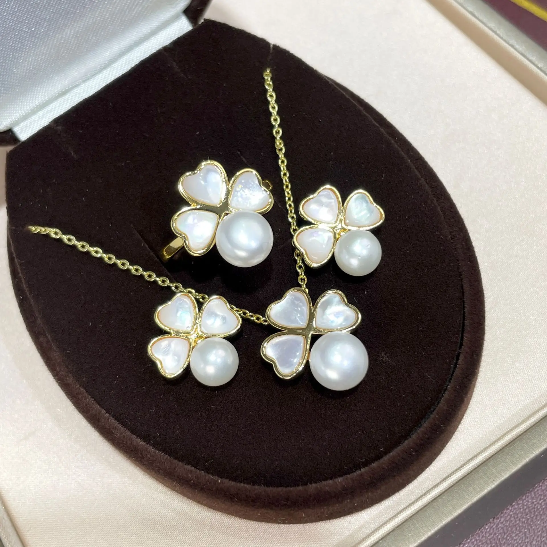 Luxury Pearl Earrings Set for Women S925 Gold - Image 4