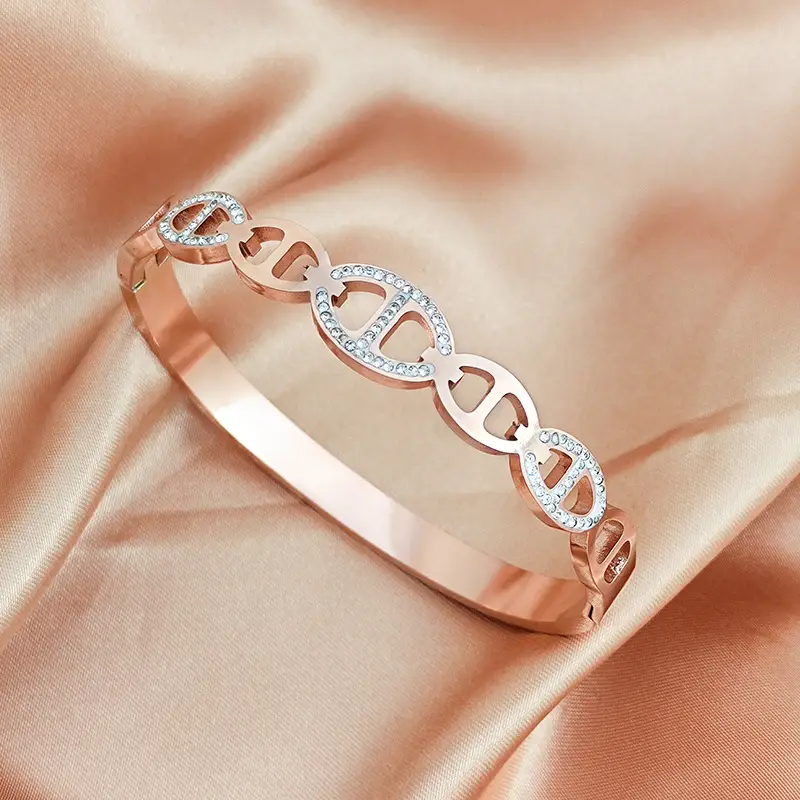 Light Luxury Pig Nose Bracelet Ring Buckle Simple Niche Design - Image 6