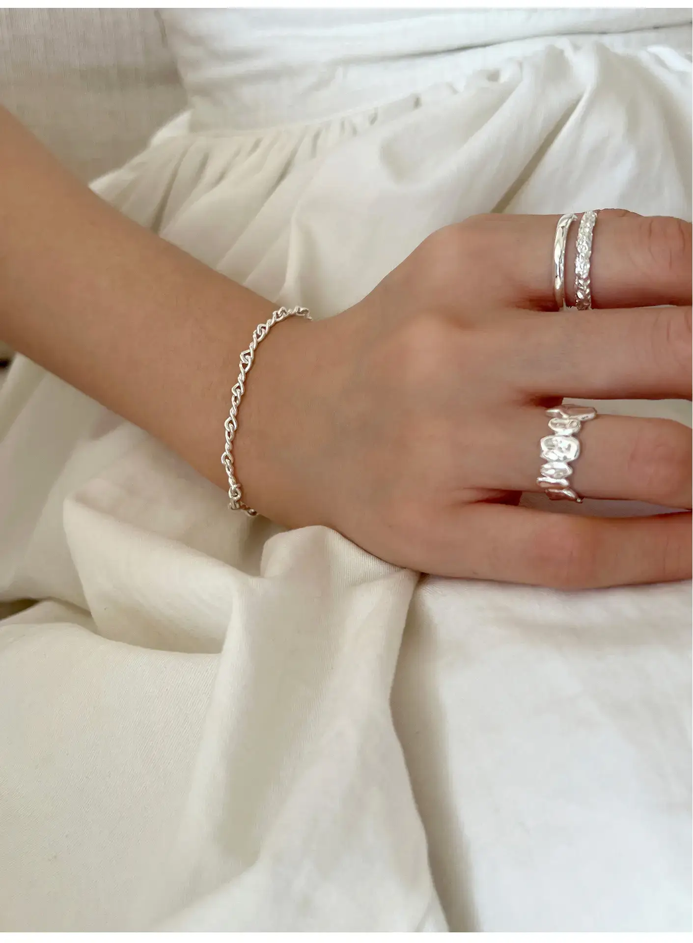 Geometric Silver Ring Women's Double Layer Open Finger Ring — feature 3