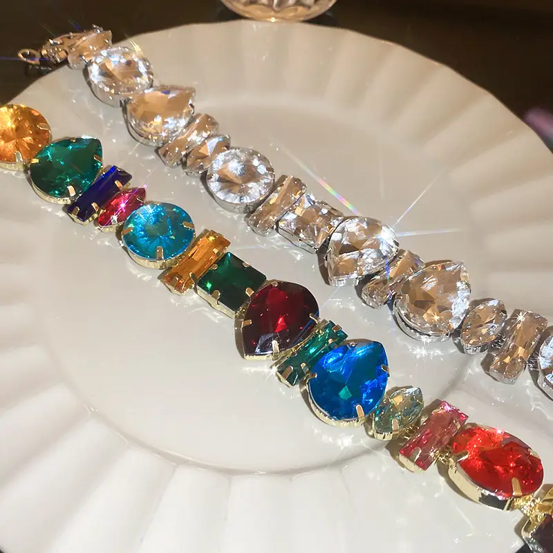 Exaggerated Diamond Choker Necklace for Women — feature 10