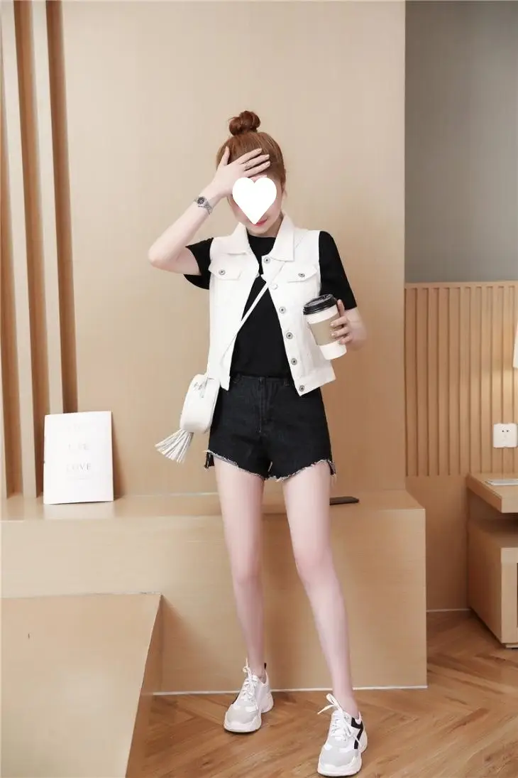 Women's 2023 White Denim Vest Slim Fit Sleeveless Clip — feature 3