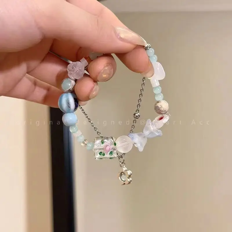 Sweet Niche Flower Beaded Necklace for Women - Image 6