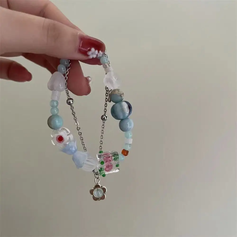 Sweet Niche Flower Beaded Necklace for Women - Image 2
