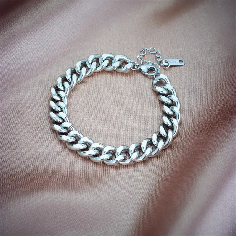 Gold Plated Chain Necklace & Bracelet Set for Men - Image 4