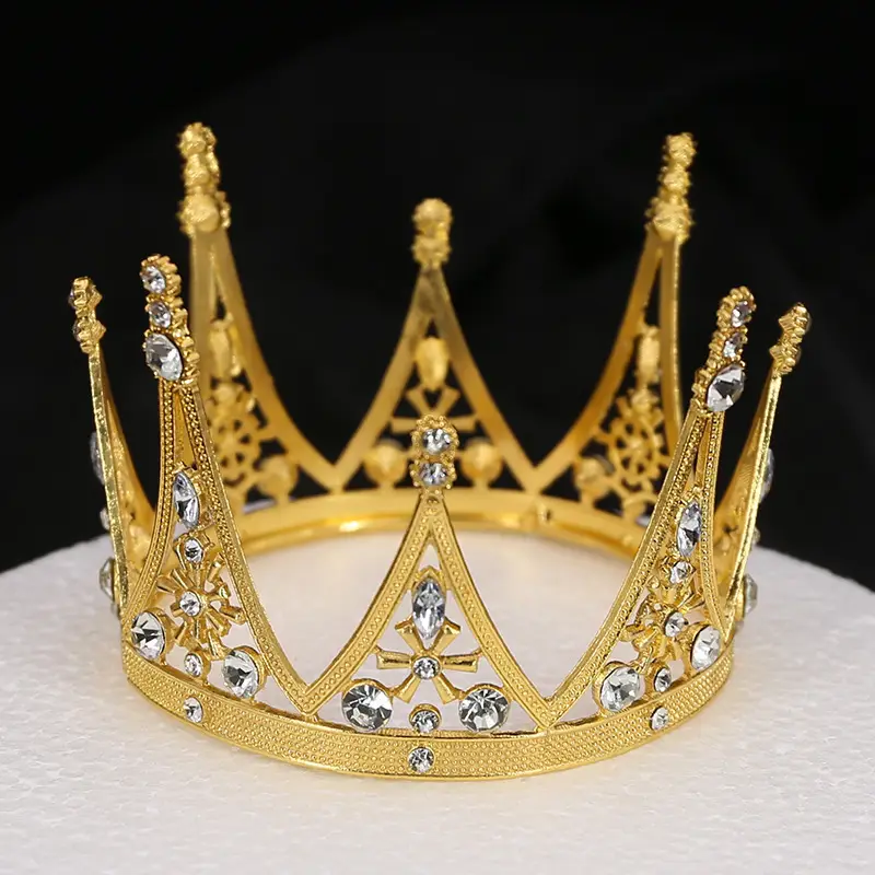 Gold Baroque Crown for Girls & Boys Birthday Decoration — feature 7
