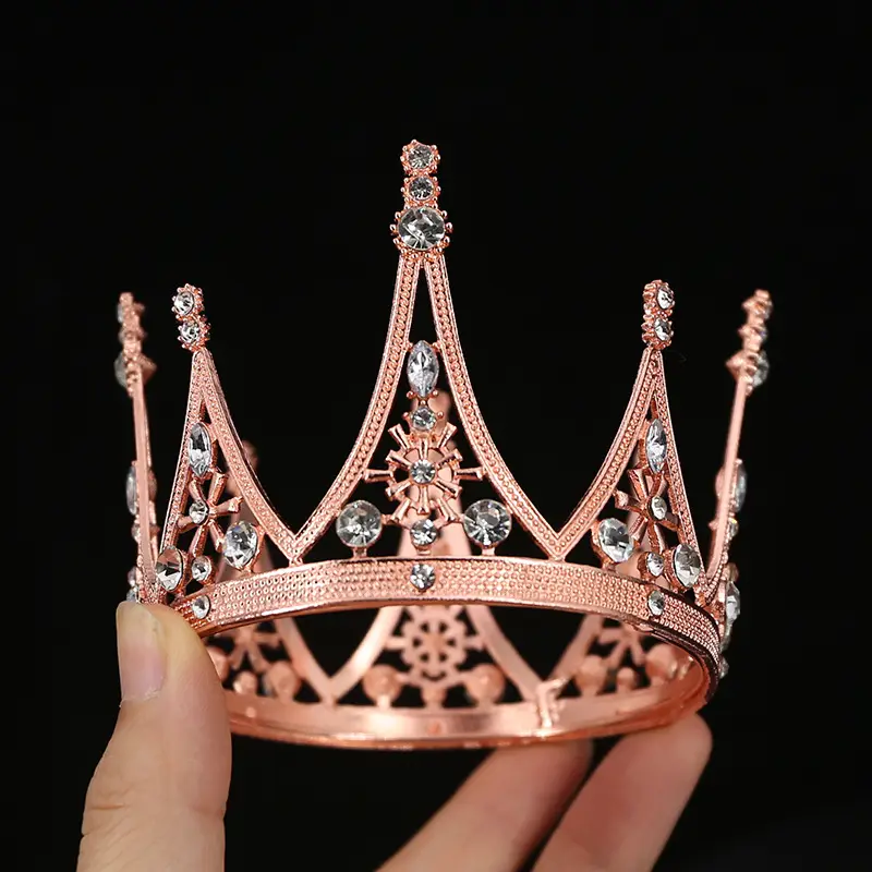 Gold Baroque Crown for Girls & Boys Birthday Decoration - Image 3