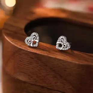 S999 Foot Silver Panda Earrings Female Korean Japanese Style Cute Small All-match Cartoon Free Earrings Source Factory — feature 5