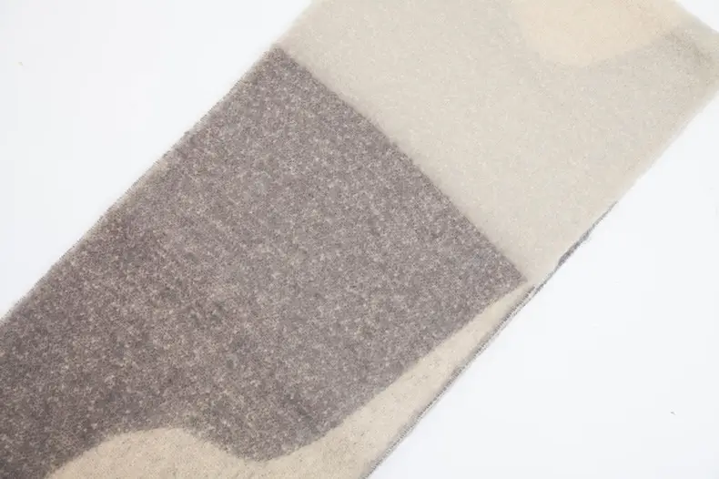 Thickened Cross-Border Shawl Green Beige Fringed — feature 14