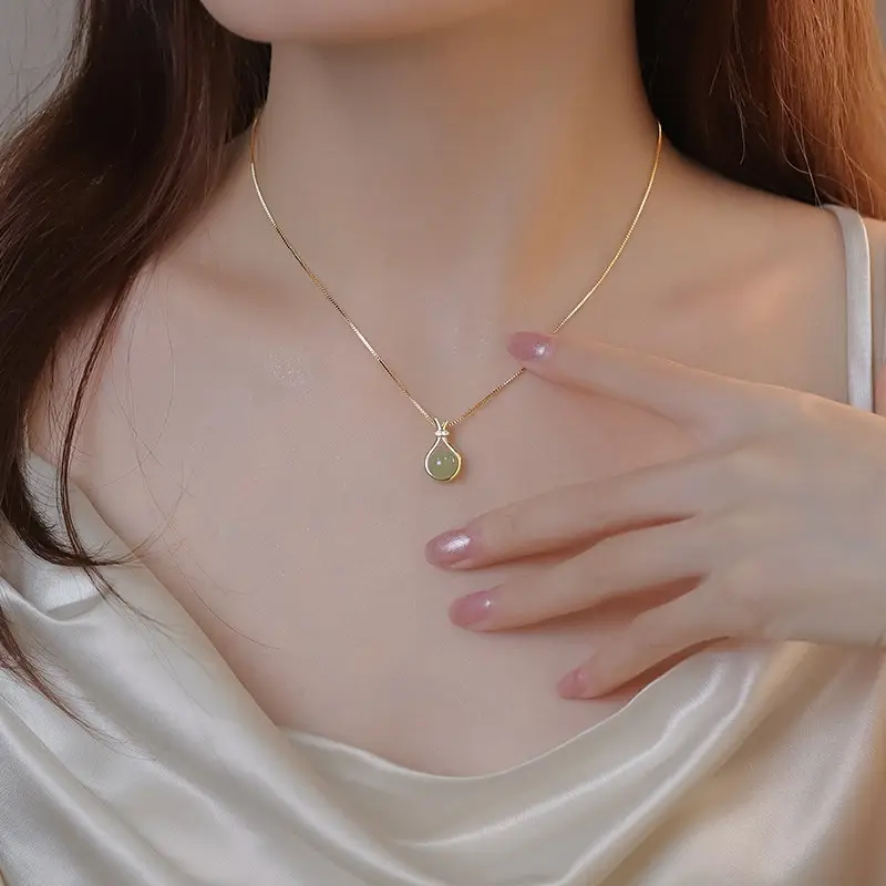 Middle Ancient Fortune Bag Hetian Jade Necklace Light Luxury New Chinese Style Pendant Women's Clavicle Titanium Steel Color-Free Chain - Image 4