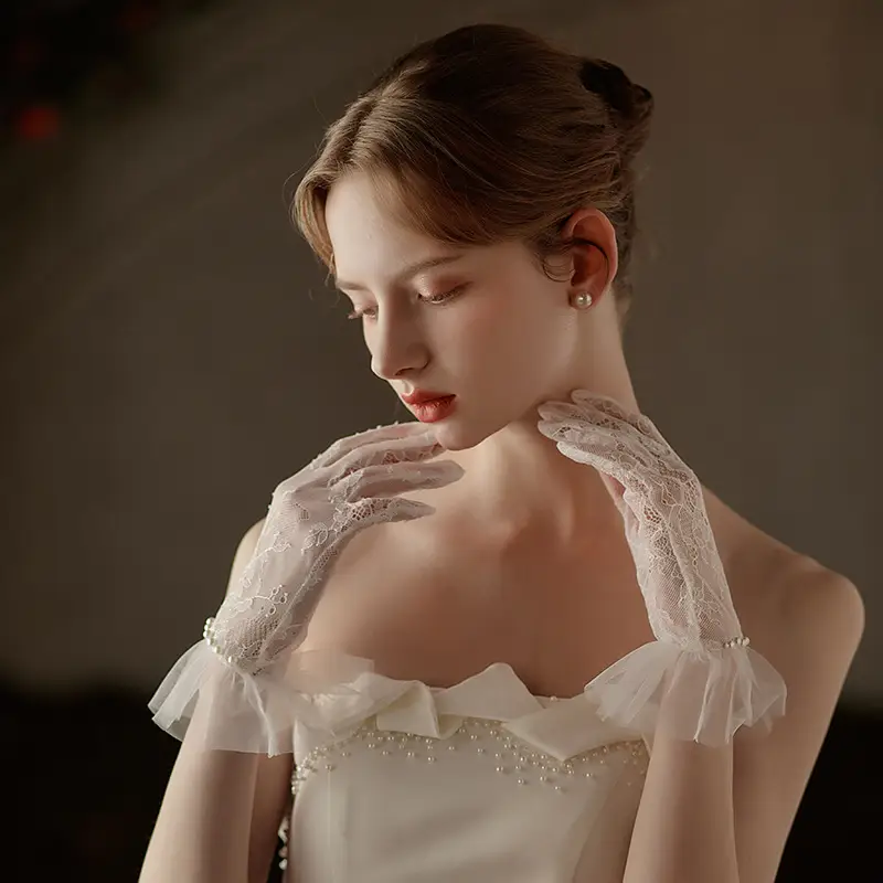 Bridal Lace Gloves Pearl Butterfly Set - Image 4