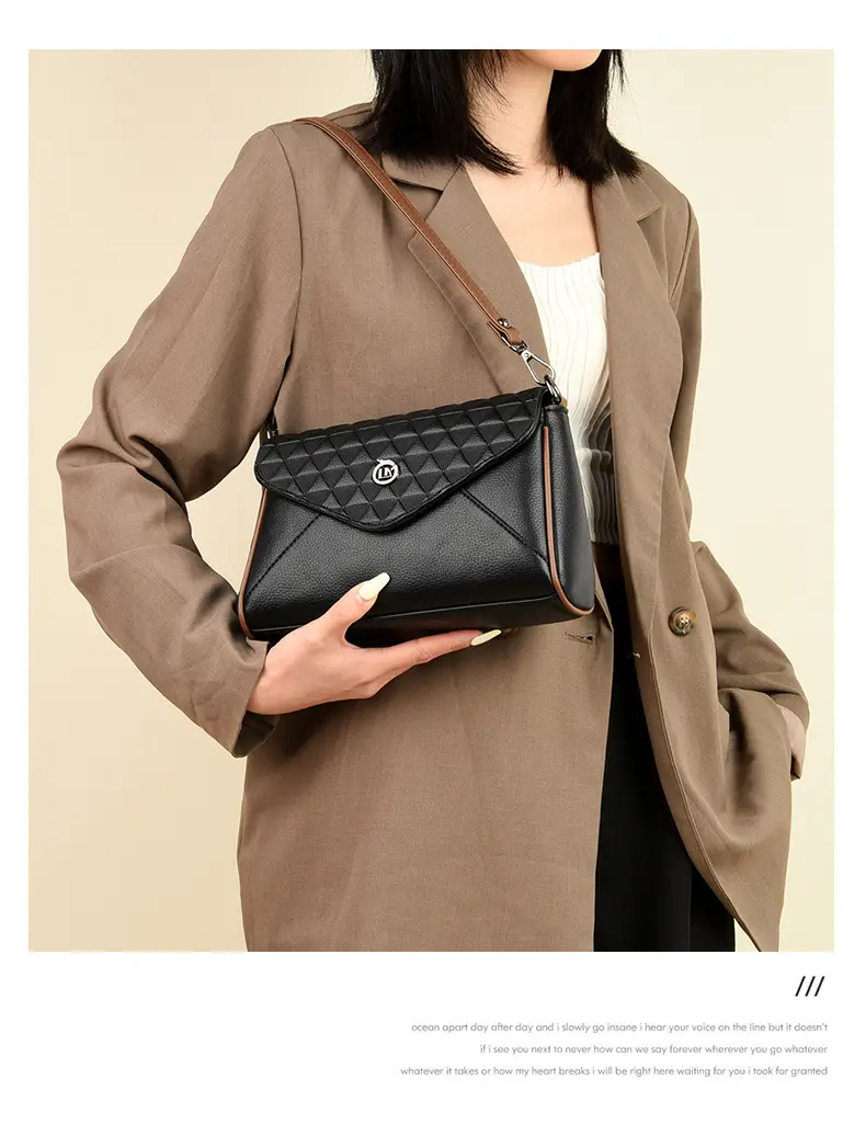 Elegant Black Crossbody Bag for Women 2025 — feature 2