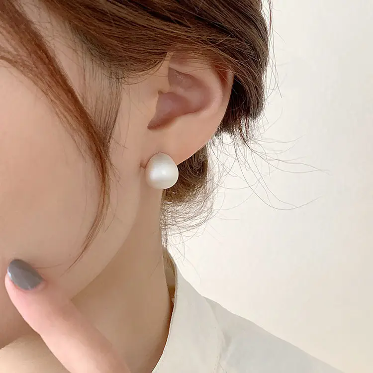 Women's Round Water Drop Frosted Metal Earrings - Image 4