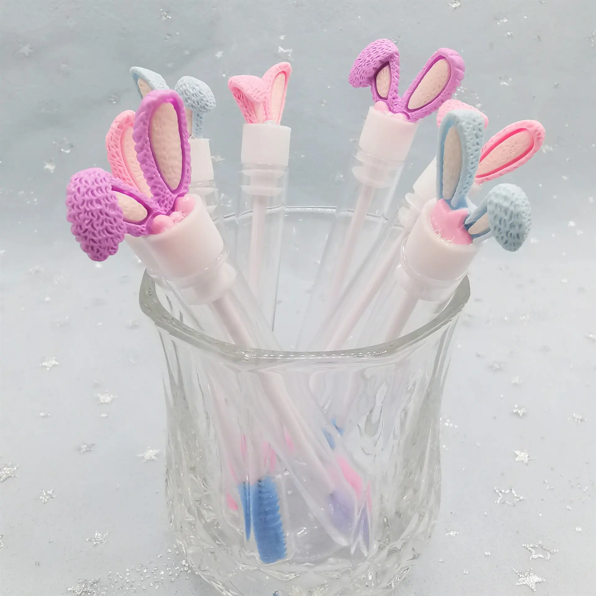 Rabbit Ear Mascara Brush Transparent Tube — feature 13