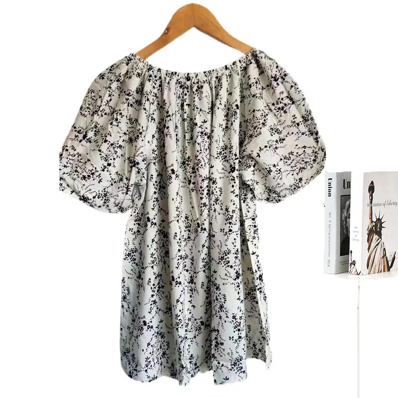 Women's Polka Dot Cotton Silk One-Line T-Shirt - Image 13