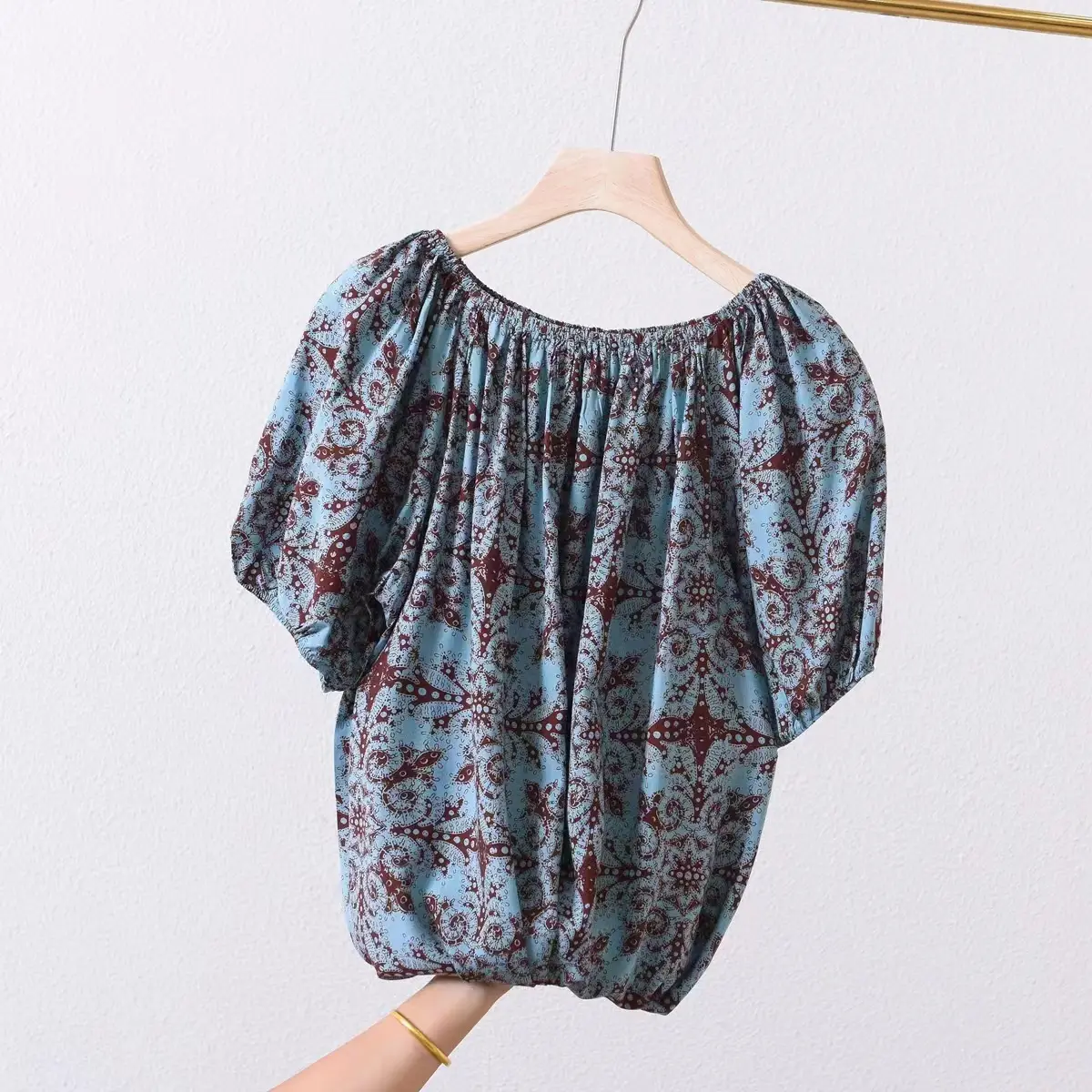 Women's Polka Dot Cotton Silk One-Line T-Shirt - Image 17