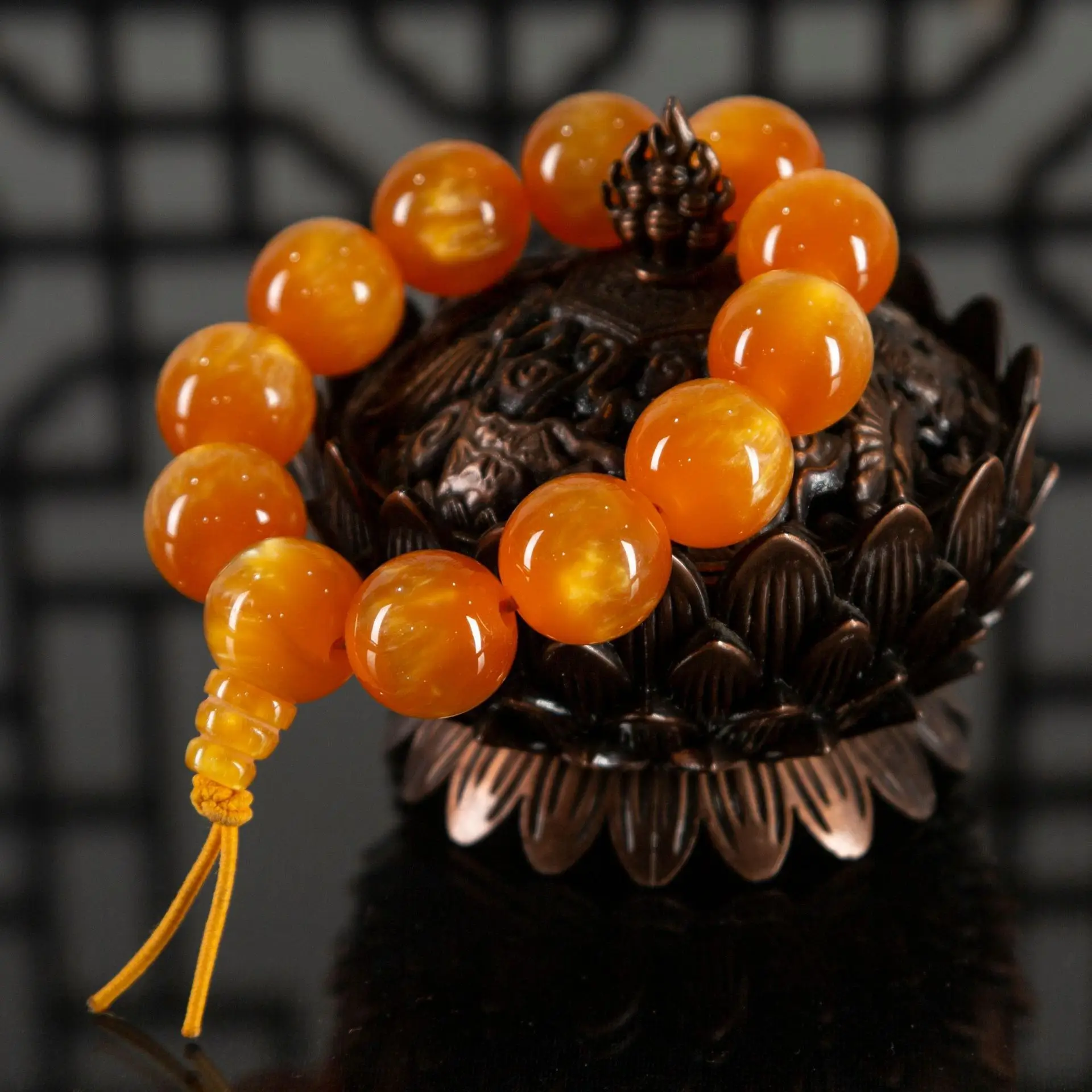 Imitation Pearlescent Amber Prayer Beads Bracelet - Image 3