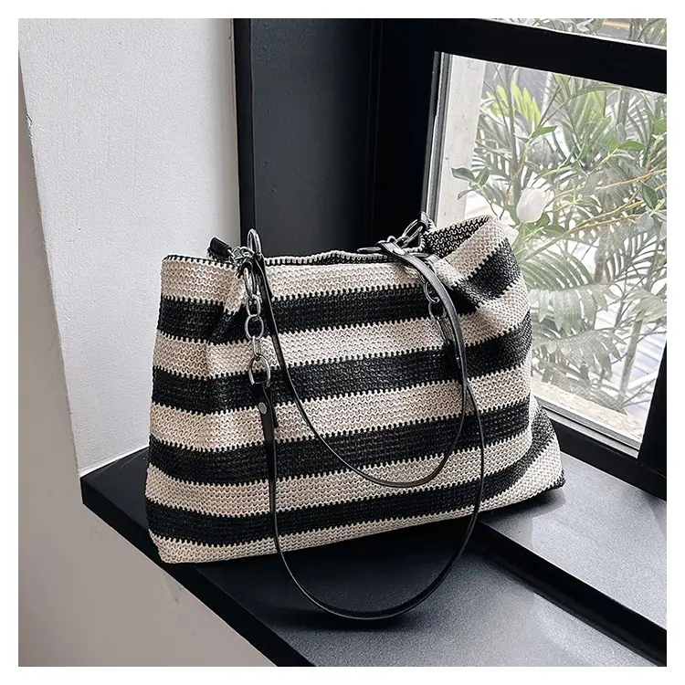 Straw Textured Shoulder Bag Large Capacity 2026 — feature 19