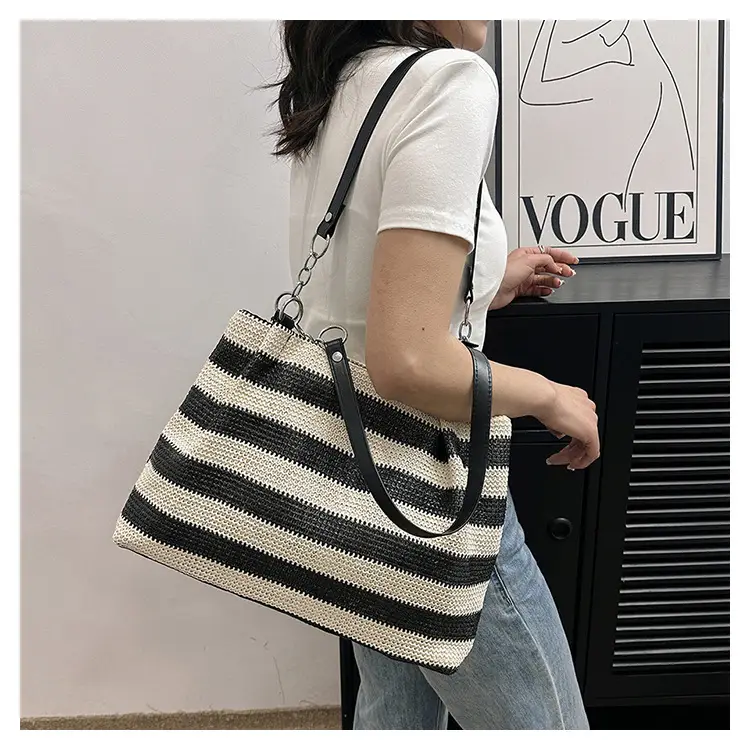 Straw Textured Shoulder Bag Large Capacity 2026 — feature 29