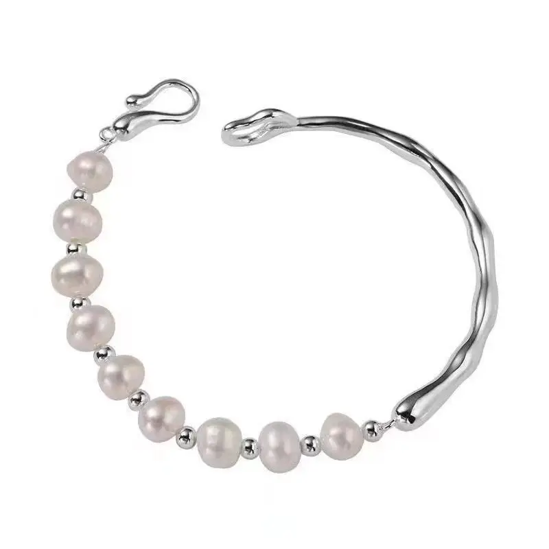 Silver Pearl Bracelet for Women Luxury Accessory - Image 6
